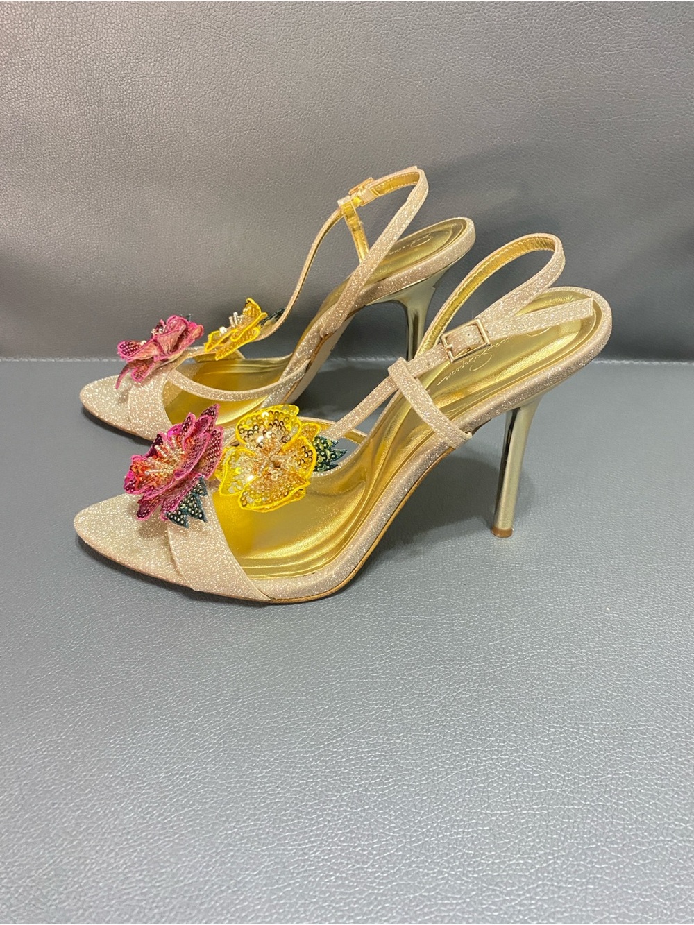 Jessica Simpson Nivory Glitter 3D Floral Embellished Dress Sandals - Picture 4 of 6